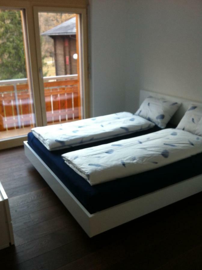 Apartamento 6 Dorfstrasse Oberwald Exterior foto